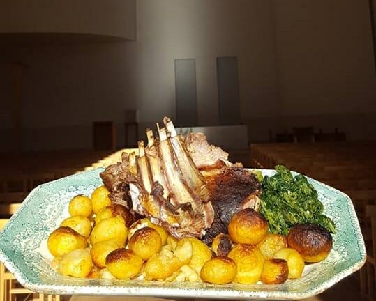 Anho Assado com Arroz de Forno