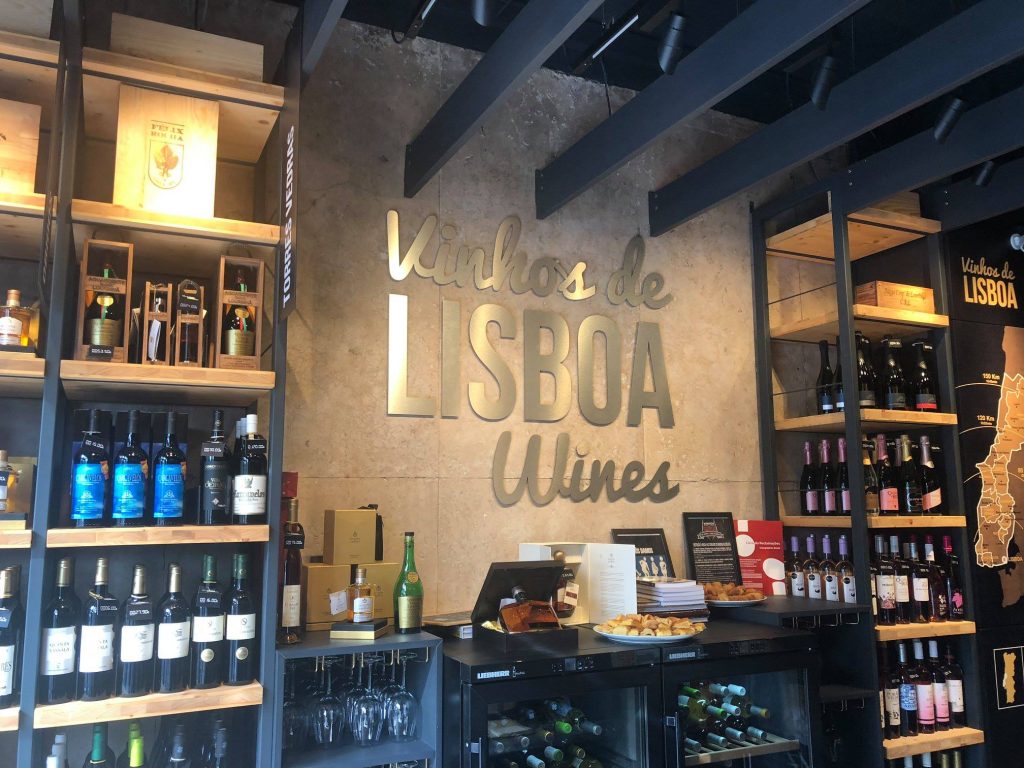 Loja de vinho da CVR Lisboa no Mercado da Ribeira
