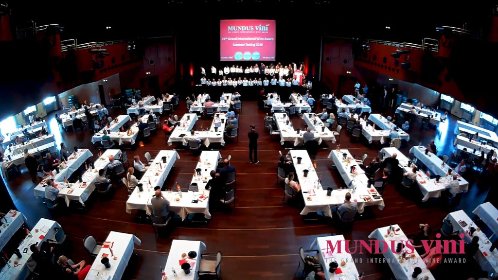 sala do concurso Mundus Vini Summer 2019