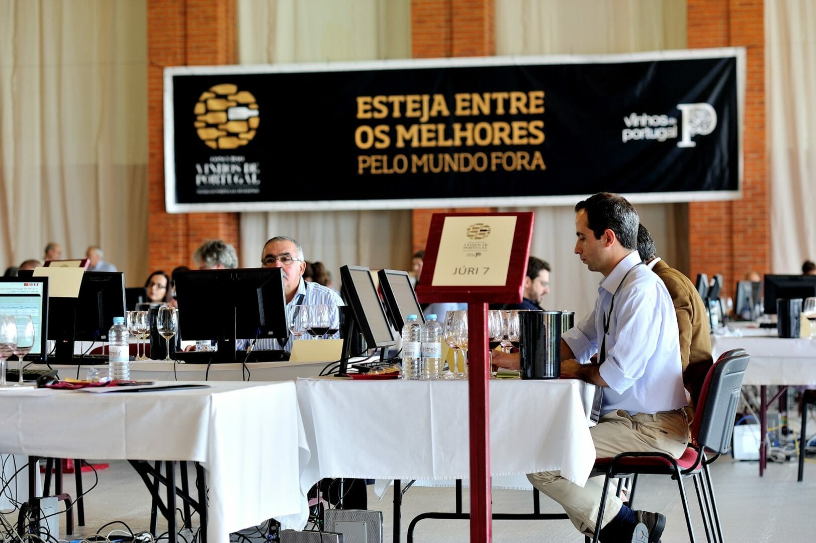 Concurso Vinhos de Portugal 2021 júri