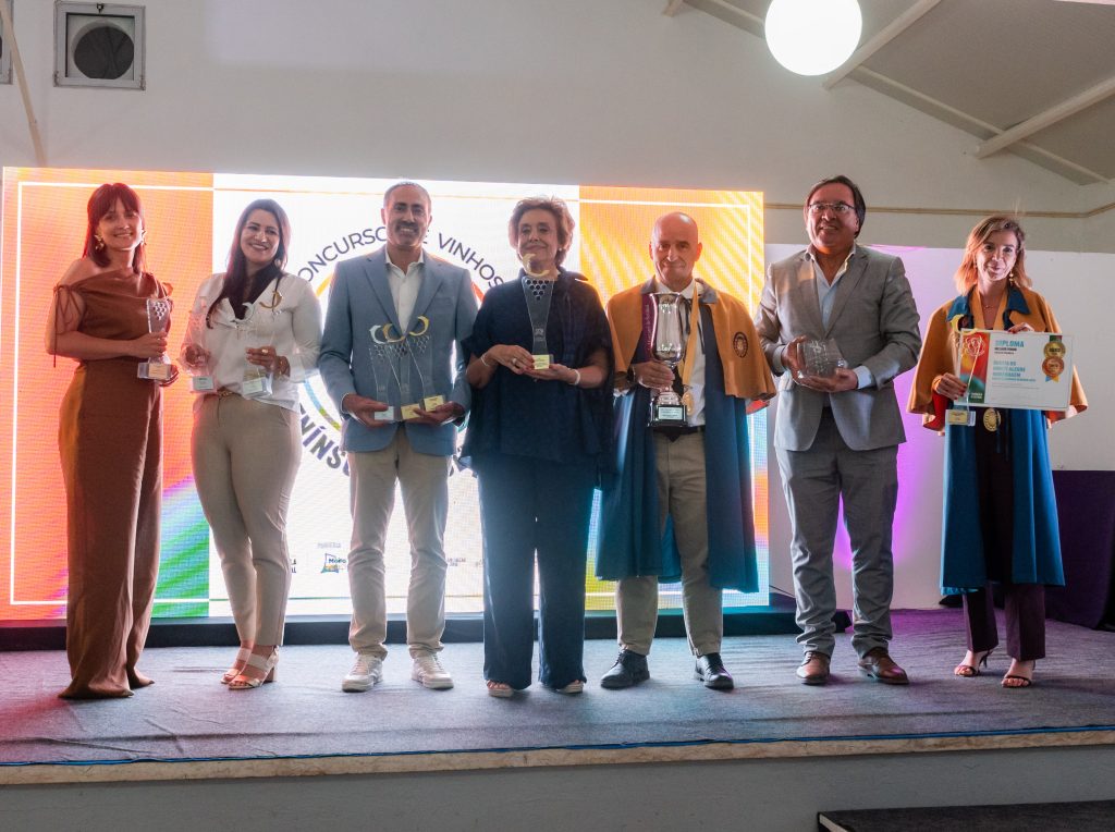 Concurso Vinhos