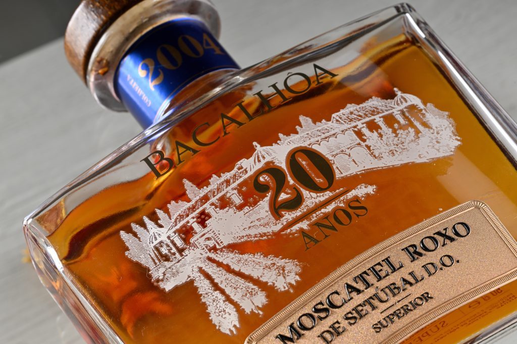 MOSCATEL
